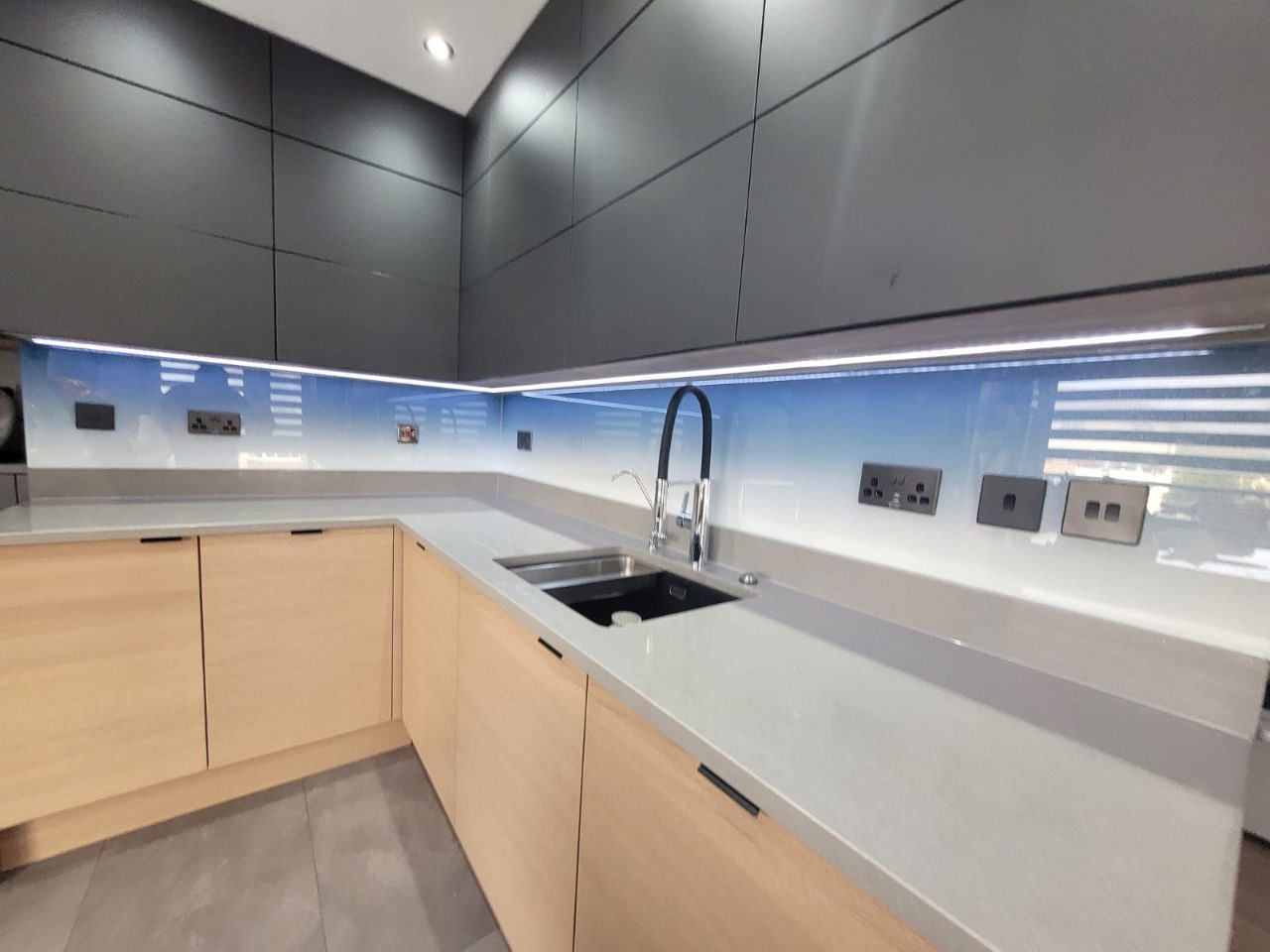 Скинали с УФ печатью. Градиент.