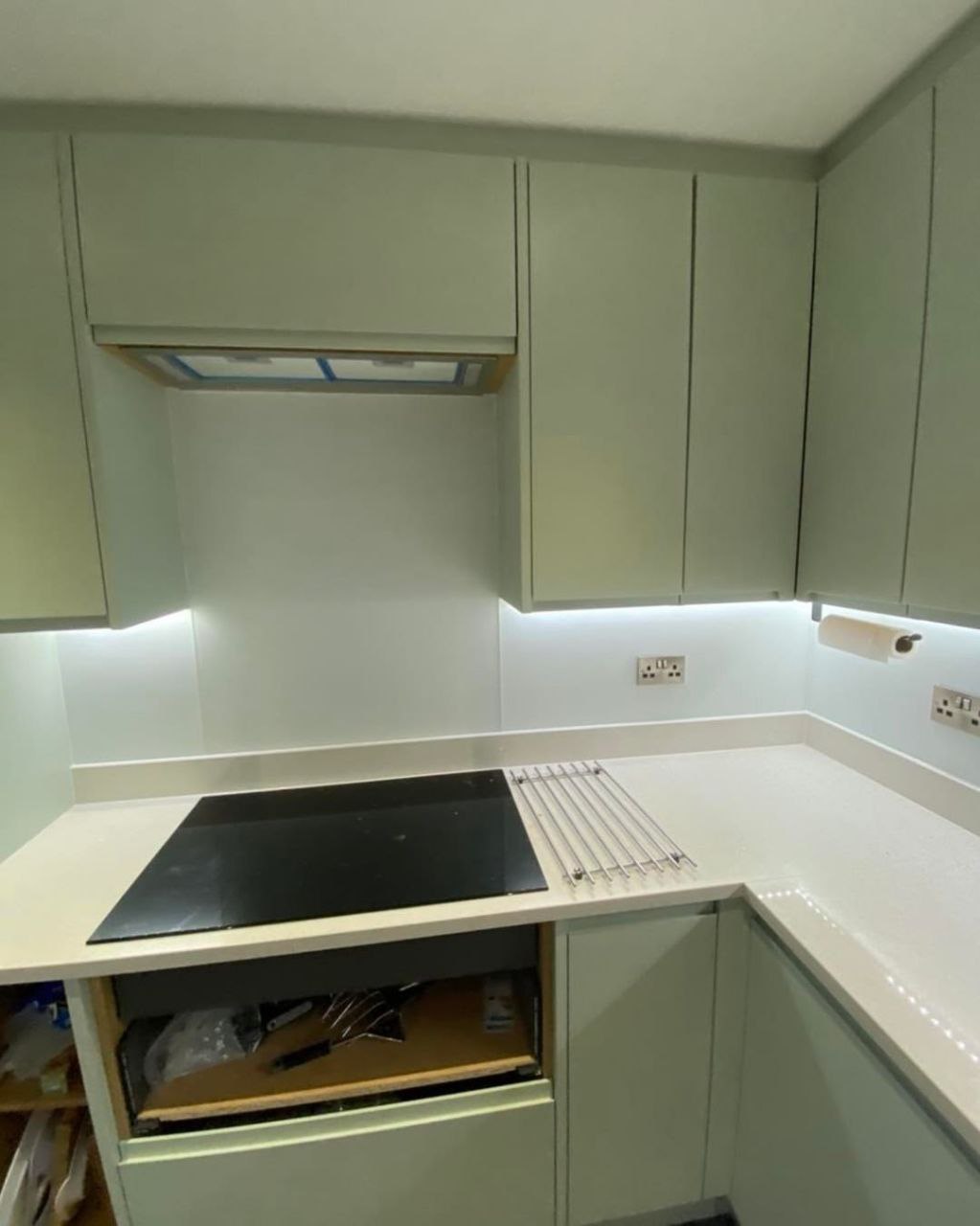 Однотонные скинали. Белый цвет по каталогу RAL.