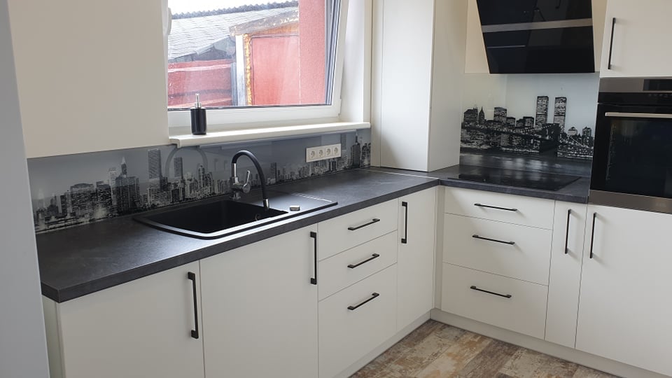 Скинали с рисунком ( УФ печать). Города и улочки.