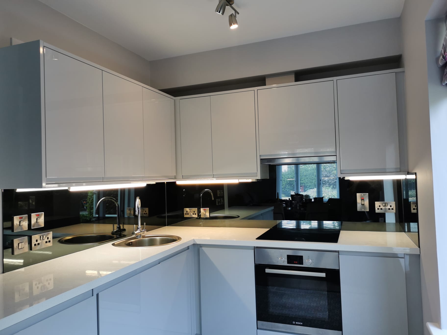 Закалённое зеркало. Tentesol Grey.