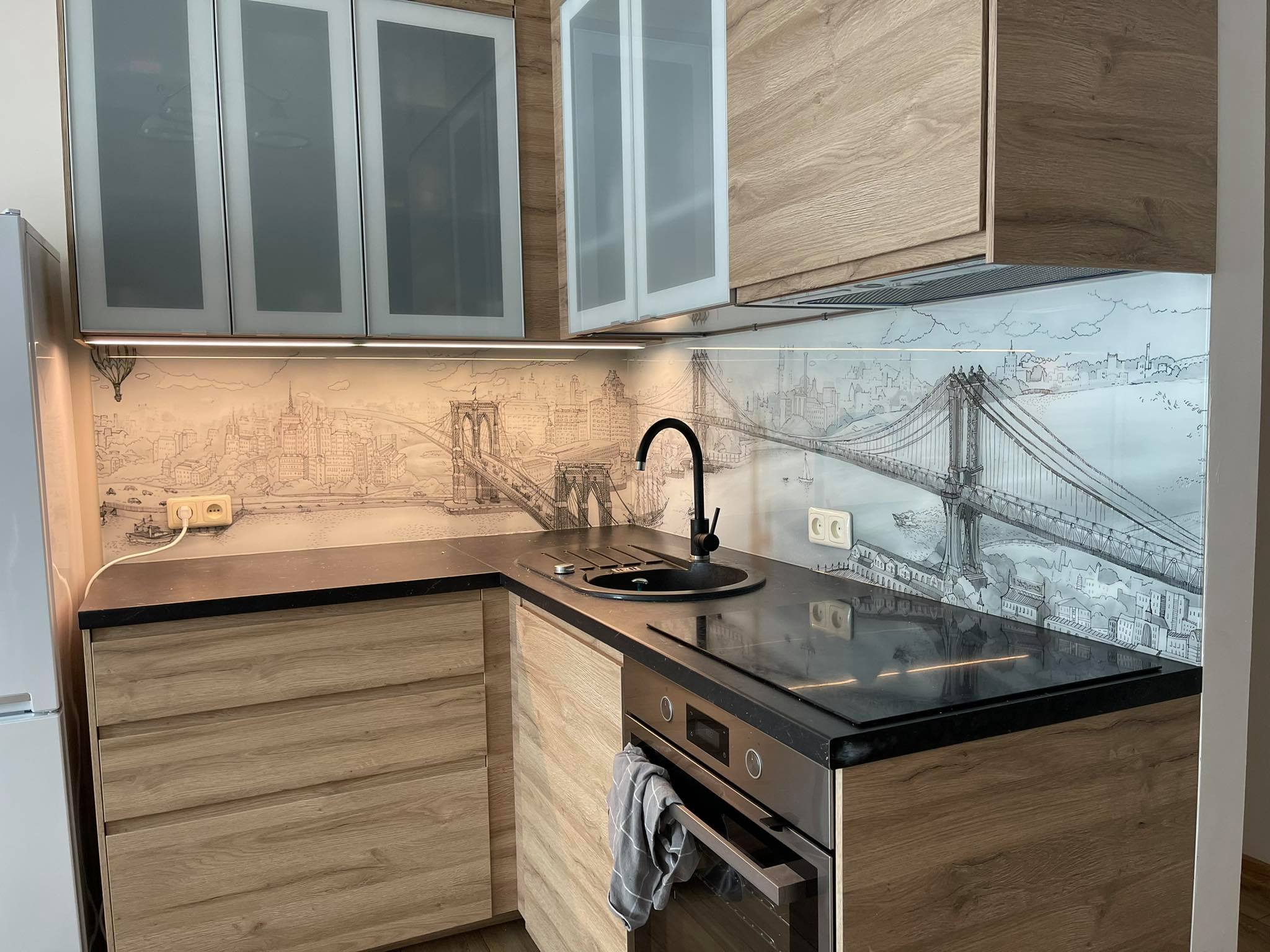 Скинали с рисунком ( УФ печать). Города и улочки.