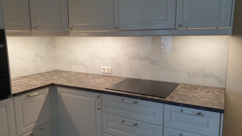 Скинали с УФ печатью. Текстуры камня, под мрамор.