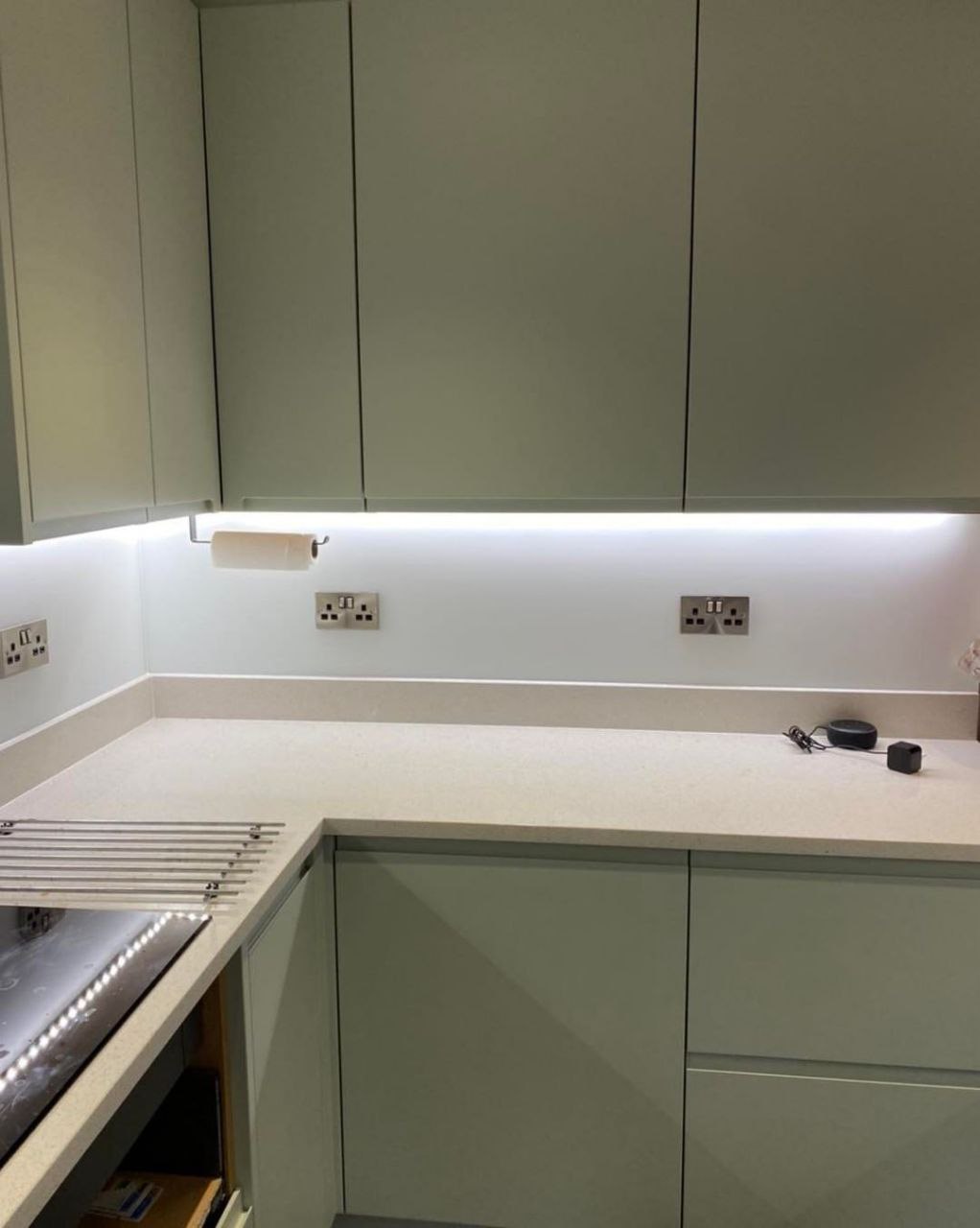 Однотонные скинали. Белый цвет по каталогу RAL.