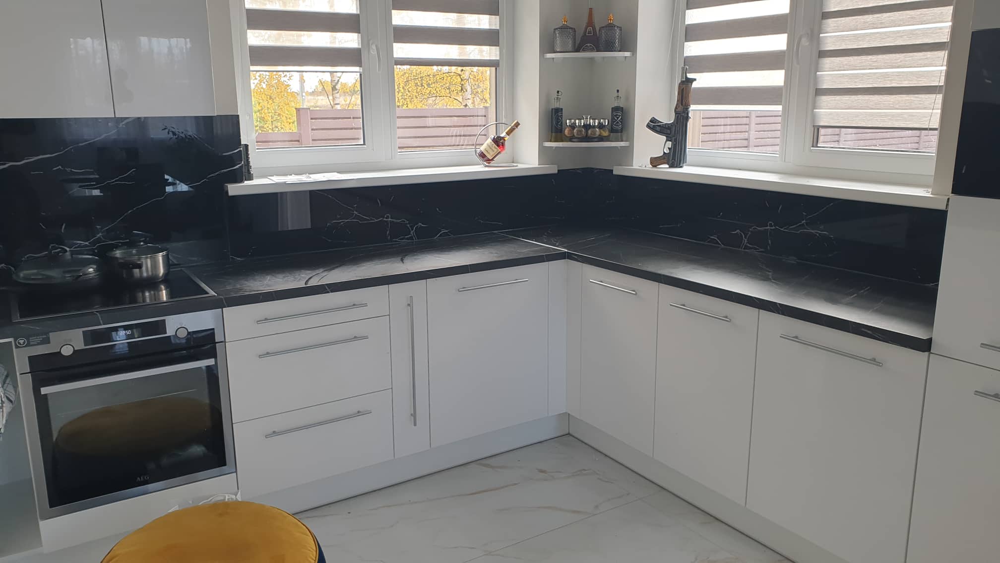 Скинали с УФ печатью. Текстуры камня, под мрамор.