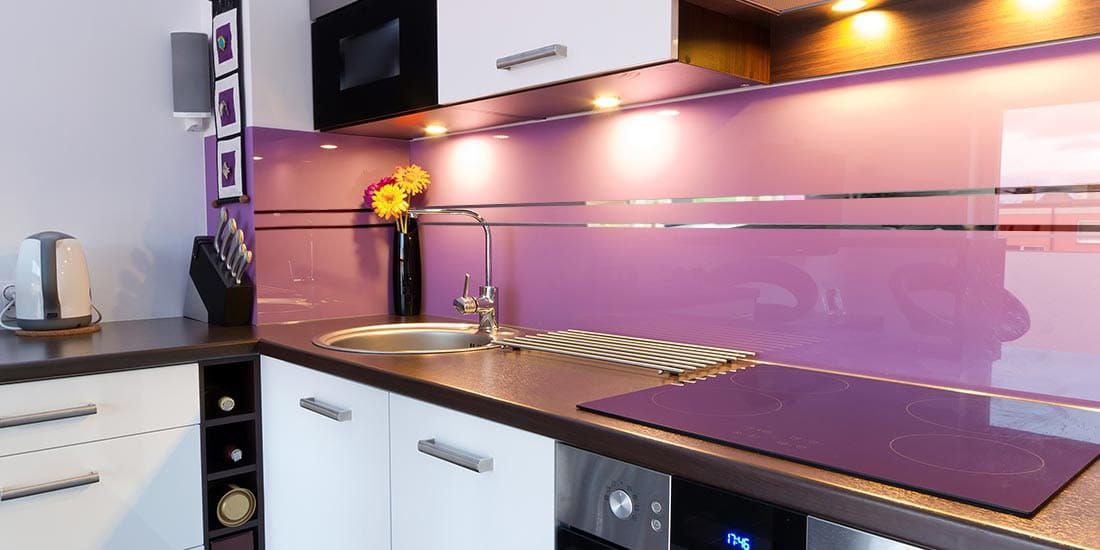 Скинали с зеркальными полосками с разными фонами