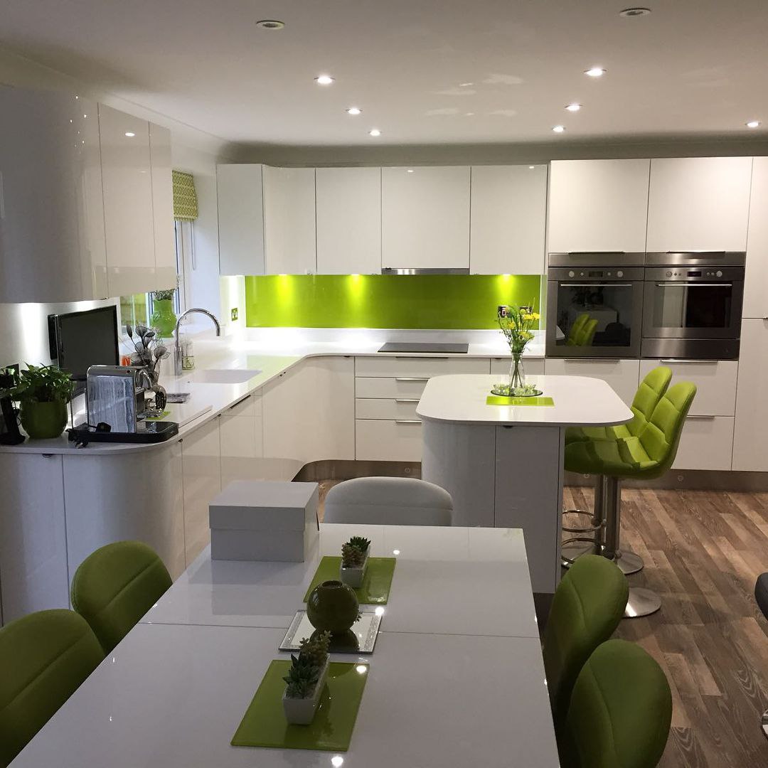 Однотонные скинали. Салатовый цвет по каталогу NCS