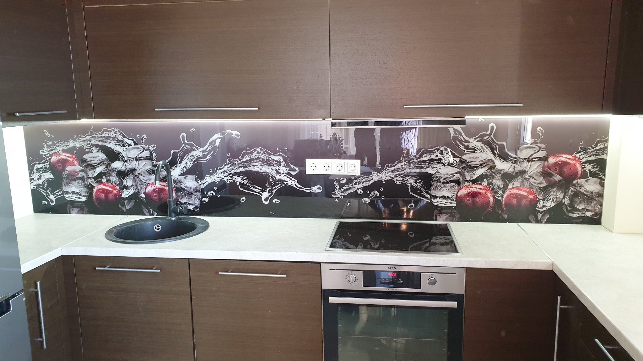 Скинали с УФ печатью. Еда и напитки.