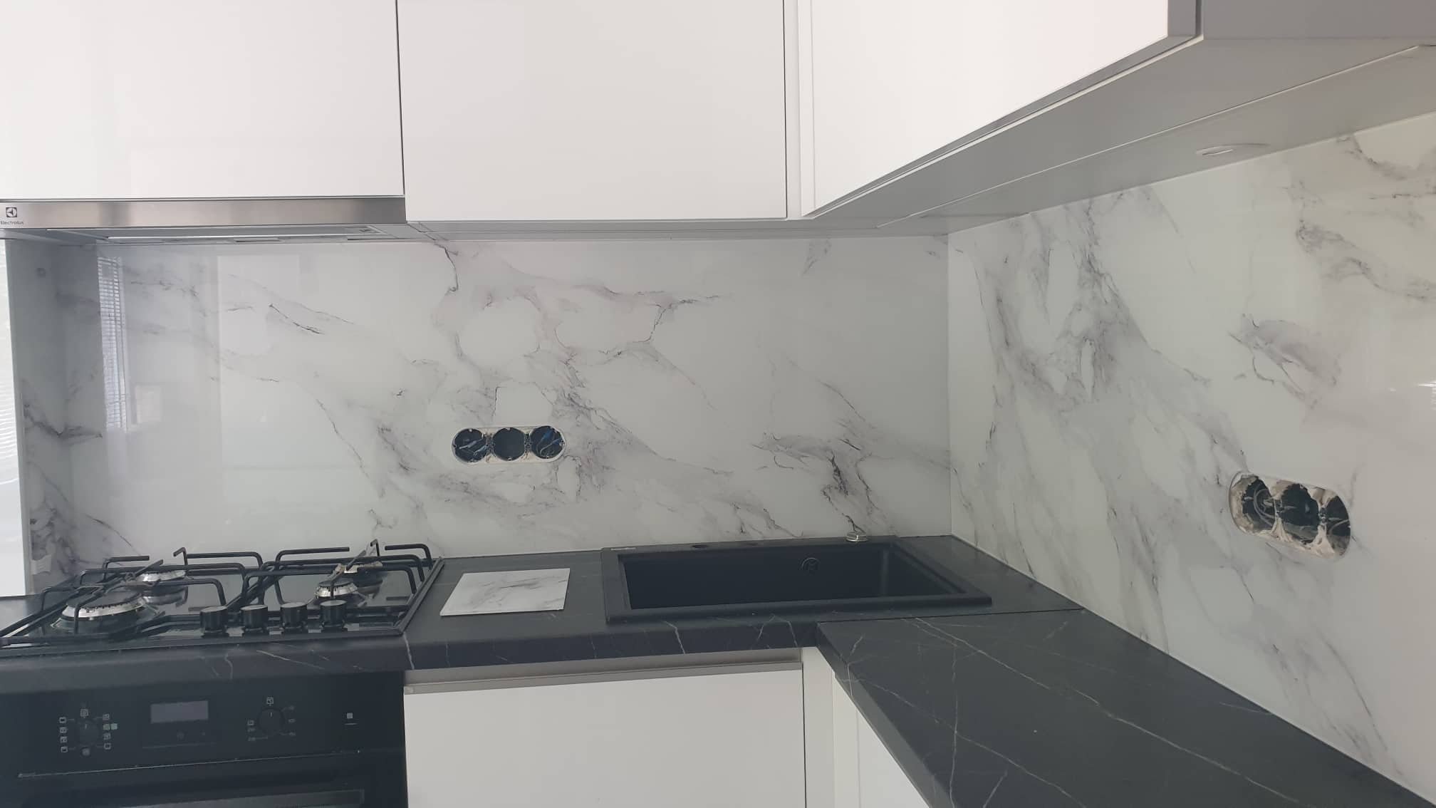 Скинали с УФ печатью. Текстуры камня, под мрамор.