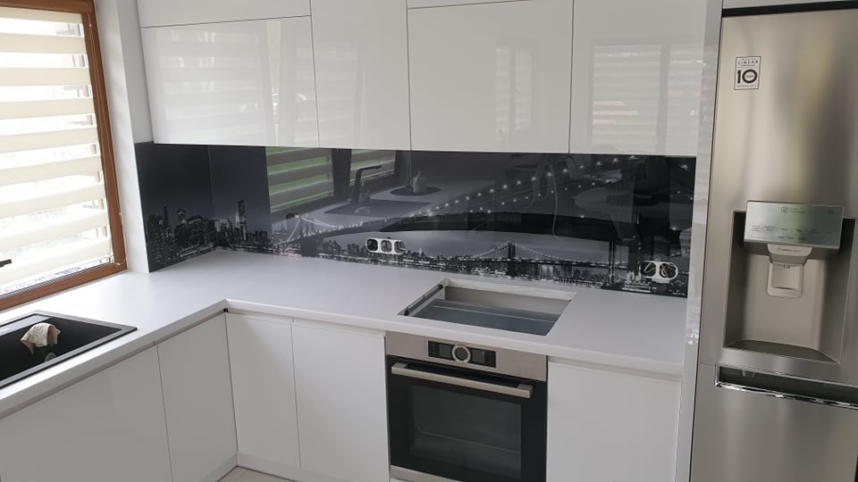 Скинали с рисунком ( УФ печать). Города и улочки.